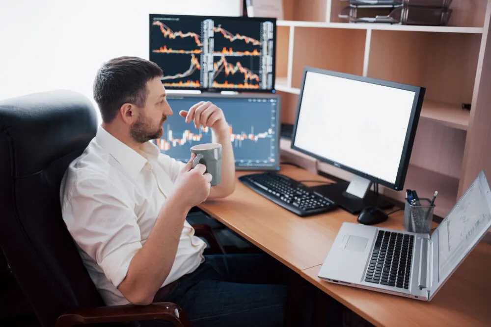 importance-of-multiple-screen-in-stock-trading